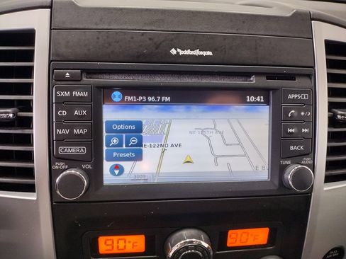 Used 2017 Nissan Frontier PRO-4X AWD/4WD image 30