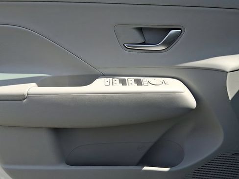 Certified 2024 Hyundai Kona Limited AWD/4WD image 12