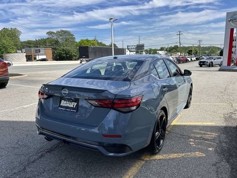Certified 2024 Nissan Sentra SR w/ SR Premium Package FWD image 8