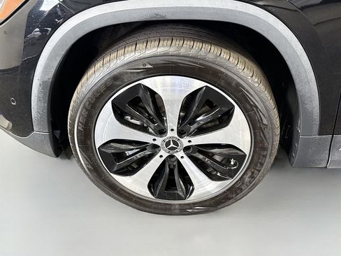 Used 2025 Mercedes-Benz GLA 250 image 38