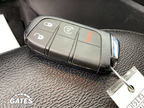 Used 2025 Jeep Compass Limited AWD/4WD image 31