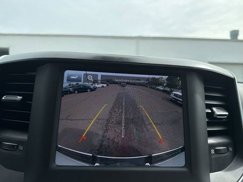 Used 2022 RAM 1500 Big Horn AWD/4WD image 25