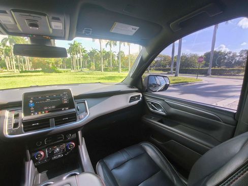 Used 2021 Chevrolet Tahoe RST RWD image 21