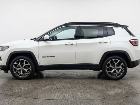 Used 2025 Jeep Compass Limited AWD/4WD image 5