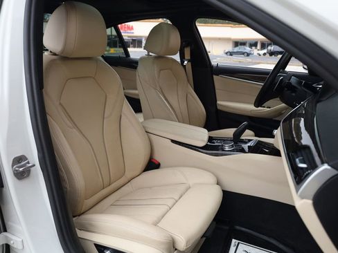 Used 2017 BMW 540i image 25