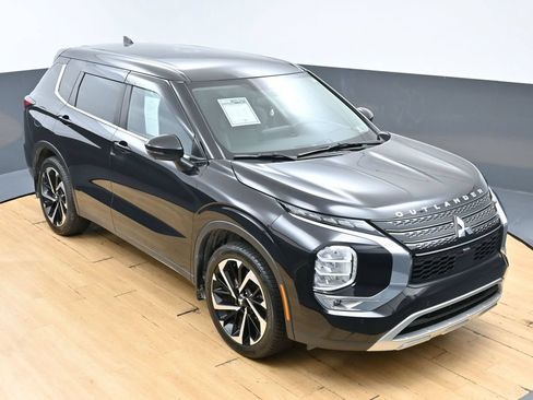 Used 2022 Mitsubishi Outlander SE FWD image 45