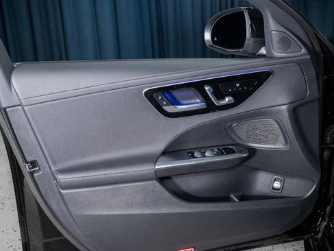 Certified 2023 Mercedes-Benz C 300 4MATIC Sedan image 12