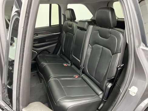 Used 2023 Jeep Grand Cherokee 4WD 4xe image 12