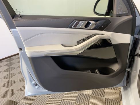 Certified 2024 BMW X5 xDrive40i w/ M Sport Package image 10