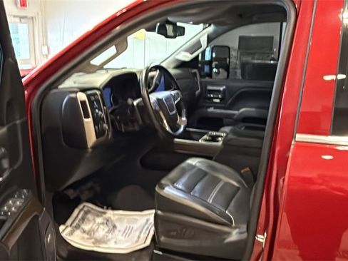 Used 2019 GMC Sierra 2500 Denali w/ Duramax Plus Package image 20