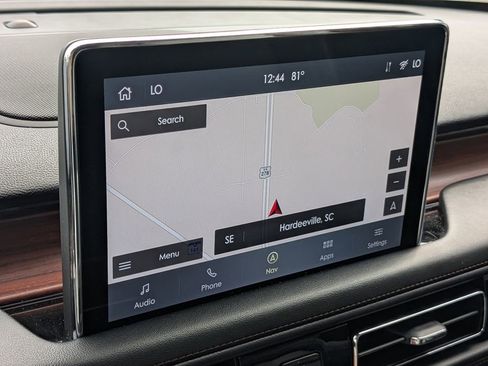 Used 2023 Lincoln Aviator Reserve image 25