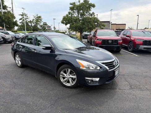 Used 2015 Nissan Altima 2.5 SL FWD image 17