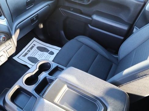 Used 2024 Chevrolet Silverado 1500 Custom Trail Boss AWD/4WD image 27