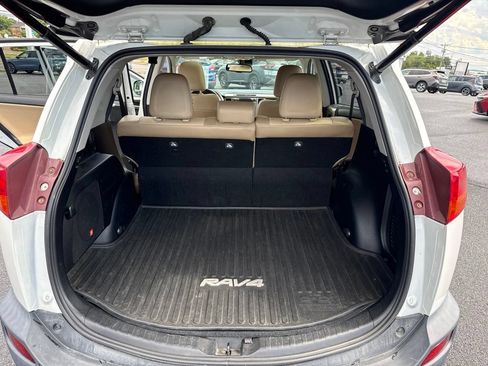 Used 2014 Toyota RAV4 Limited w/ Technology Package AWD/4WD image 9