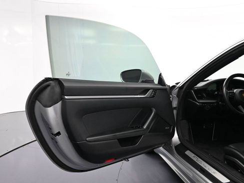 Used 2020 Porsche 911 Carrera S image 13