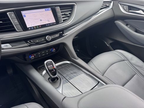 Used 2021 Buick Enclave Essence w/ Sound and Sites Package image 37