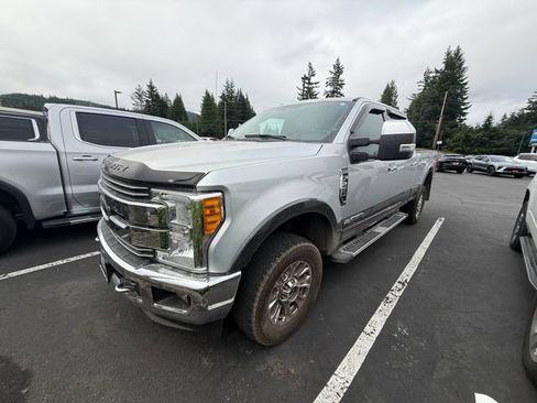 Used 2017 Ford F250 Lariat w/ Chrome Package AWD/4WD image 1