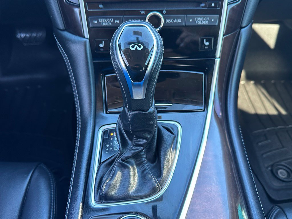 Used 2018 INFINITI Q50 Luxe w/ Essential Package (3.0T Luxe) AWD/4WD image 24