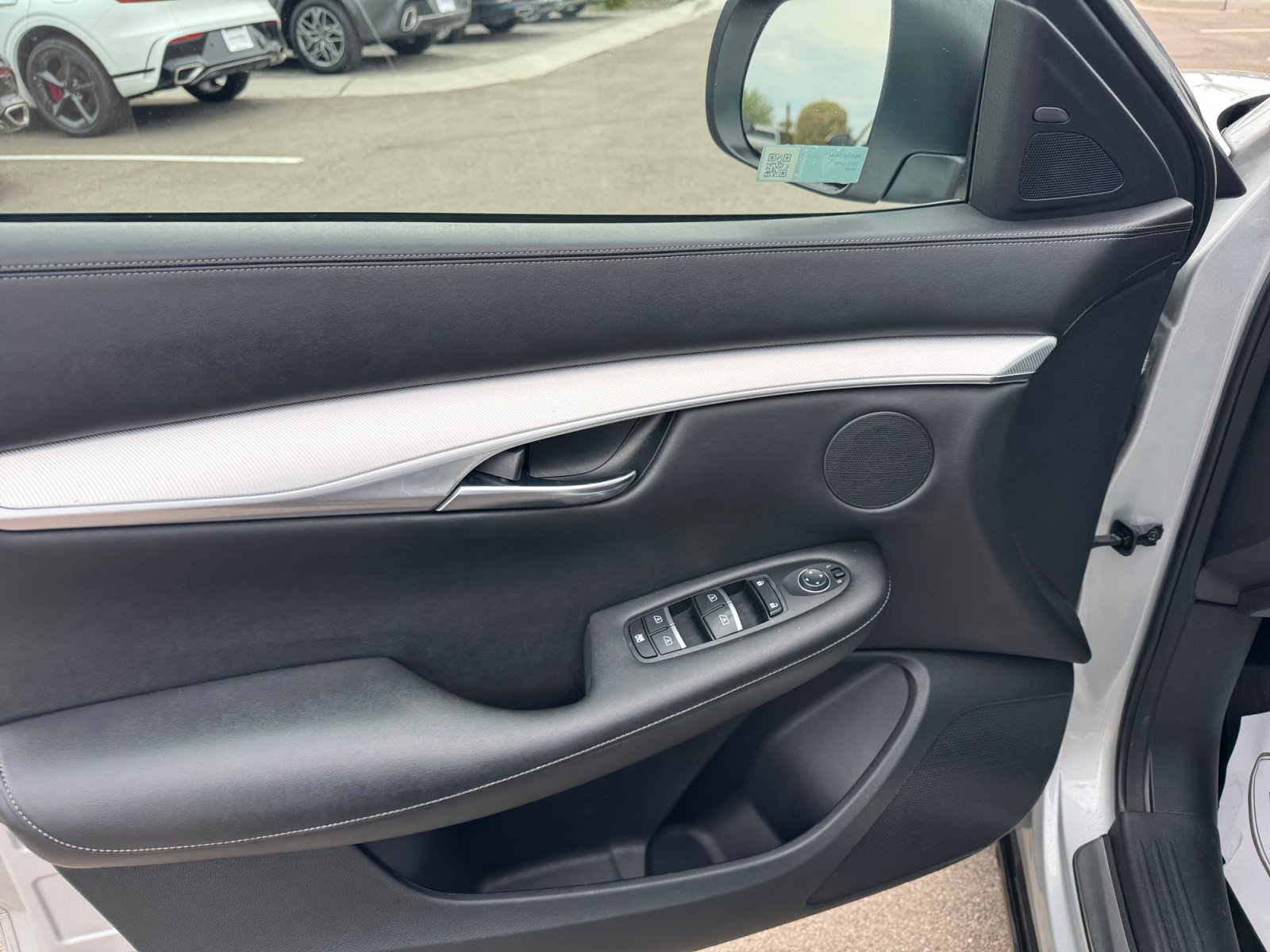 Used 2019 INFINITI QX50 Luxe w/ Protection Package FWD image 13
