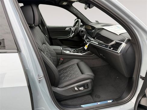 New 2026 BMW X7 xDrive40i image 15