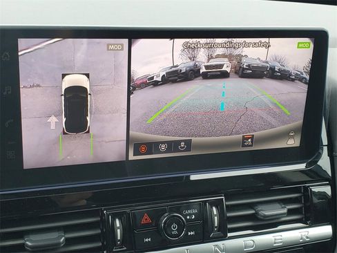 Used 2026 Nissan Pathfinder SL image 6