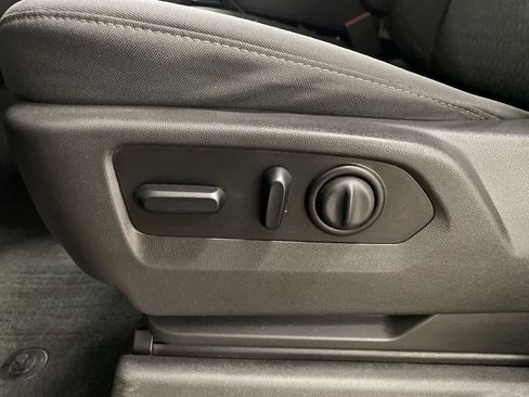 Used 2021 GMC Sierra 1500 Elevation image 14