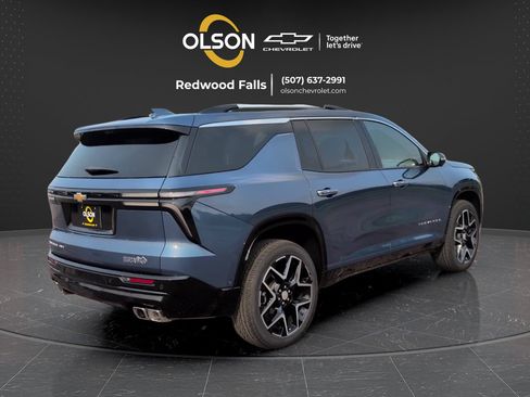 Used 2026 Chevrolet Traverse High Country w/ LPO, Floor Liner Package AWD/4WD image 5