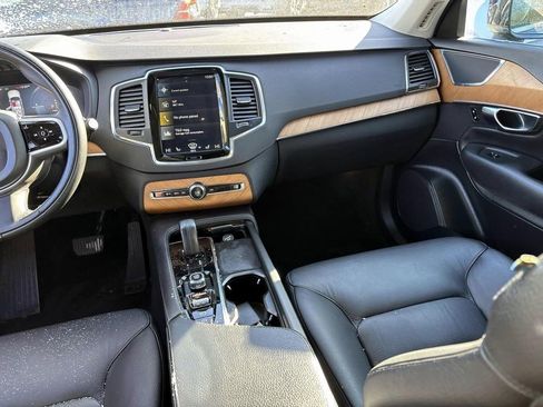 Used 2021 Volvo XC90 T8 Inscription Expression w/ Climate Package image 30