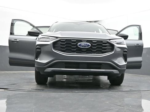 New 2026 Ford Escape ST-Line w/ Cold Weather Package image 67