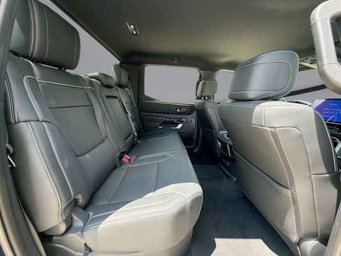 Used 2026 Toyota Tundra Limited AWD/4WD image 17
