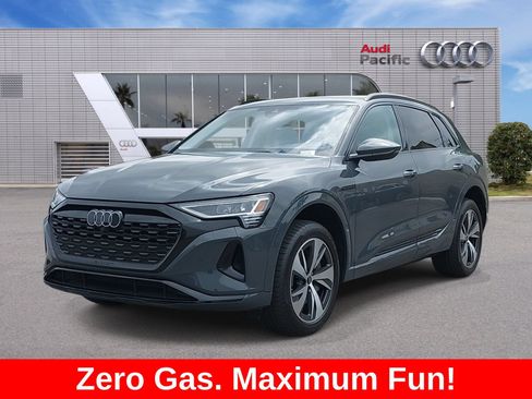 Used 2024 Audi Q8 e-tron Premium AWD/4WD image 1
