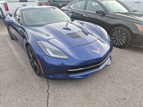 Used 2017 Chevrolet Corvette Stingray Coupe w/ 1LT RWD image 27