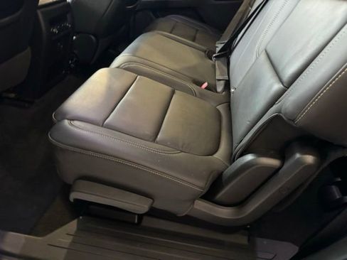 Certified 2023 Chevrolet Traverse LT AWD/4WD image 10