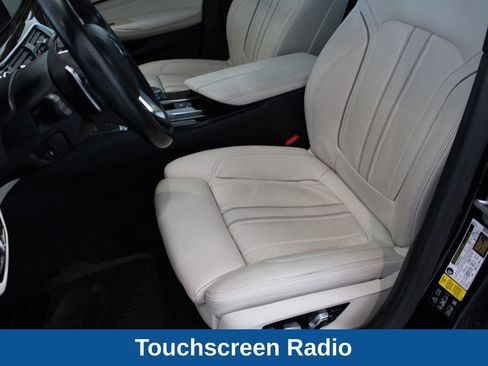 Used 2019 BMW 540i xDrive AWD/4WD image 11