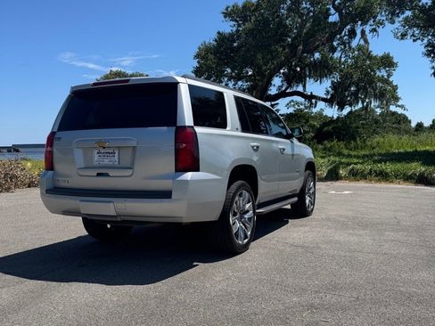 Used 2019 Chevrolet Tahoe LT image 5