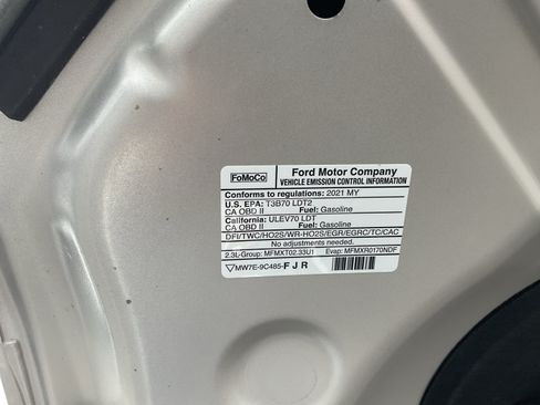 Used 2021 Ford Explorer XLT w/ Equipment Group 202A RWD image 24
