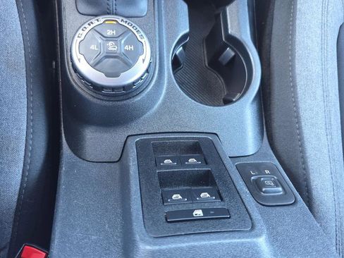 Certified 2023 Ford Bronco Base image 36