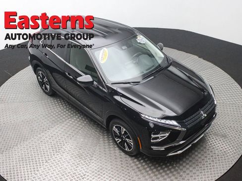 Used 2024 Mitsubishi Eclipse Cross SE image 3