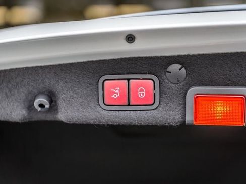 Used 2018 Mercedes-Benz C 43 AMG 4MATIC Sedan image 12