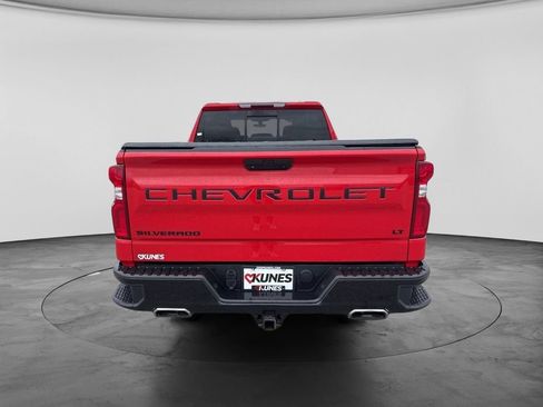 Used 2021 Chevrolet Silverado 1500 LT Trail Boss w/ Convenience Package II AWD/4WD image 11