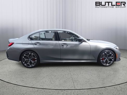 New 2026 BMW 330i Sedan w/ M Sport Package RWD image 8