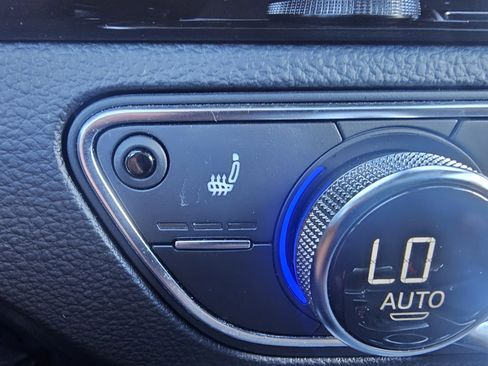 Used 2018 Audi Q5 2.0T Premium Plus w/ Premium Plus Package image 32