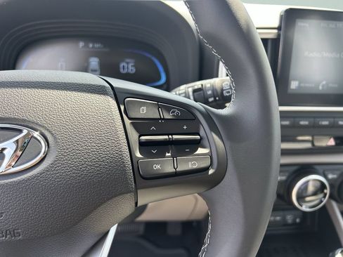 New 2026 Hyundai Venue SEL FWD image 32