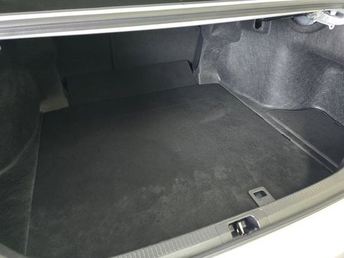 Used 2025 Toyota Camry SE image 16