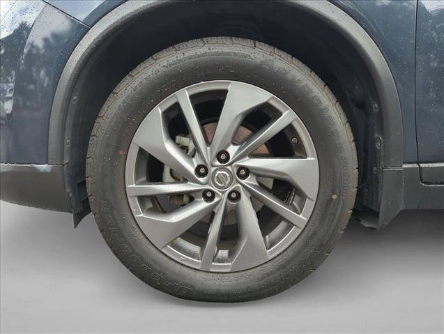Used 2016 Nissan Rogue SL w/ SL Premium Package FWD image 14