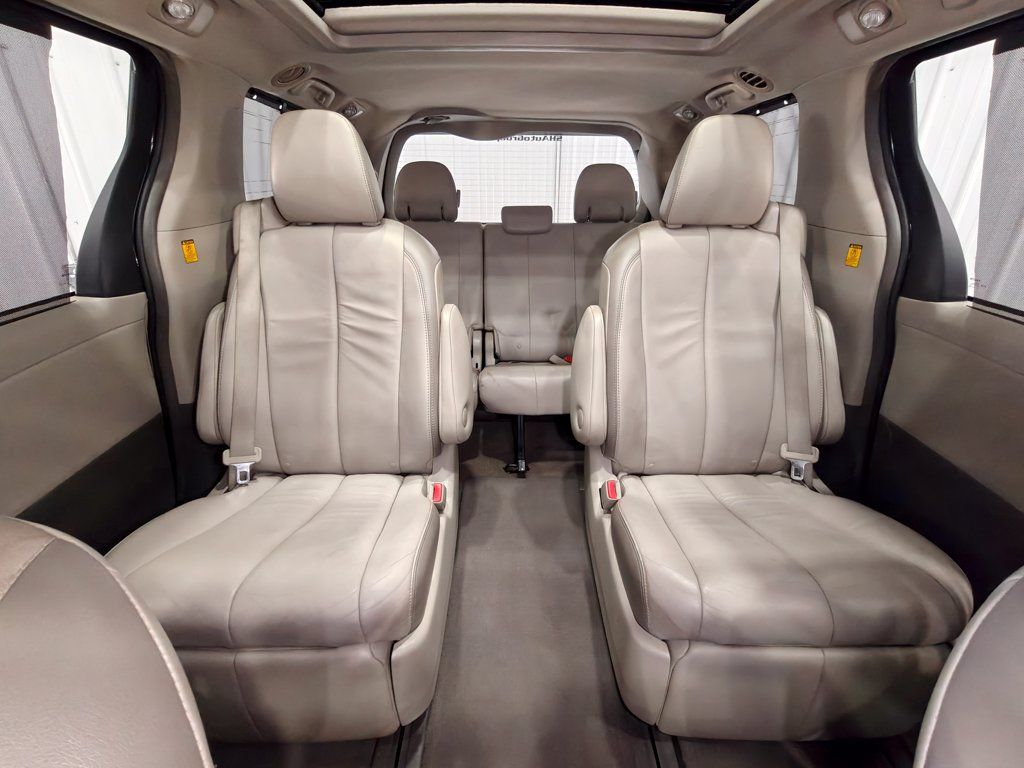 Used 2013 Toyota Sienna Limited w/ Premium Pkg AWD/4WD image 23