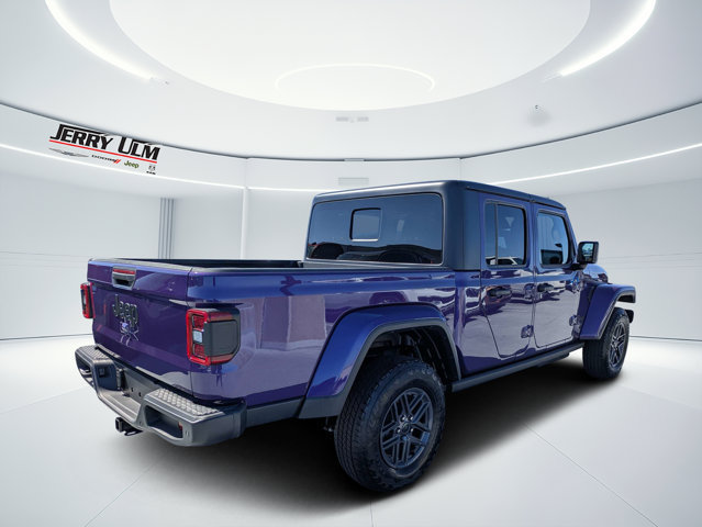 New 2026 Jeep Gladiator Sport AWD/4WD image 3