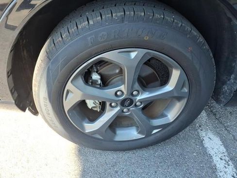 Used 2024 Ford Escape ST-Line AWD/4WD image 5