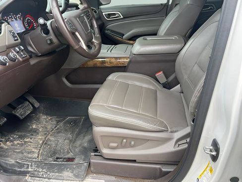 Used 2016 GMC Yukon XL Denali w/ Open Road Package image 4