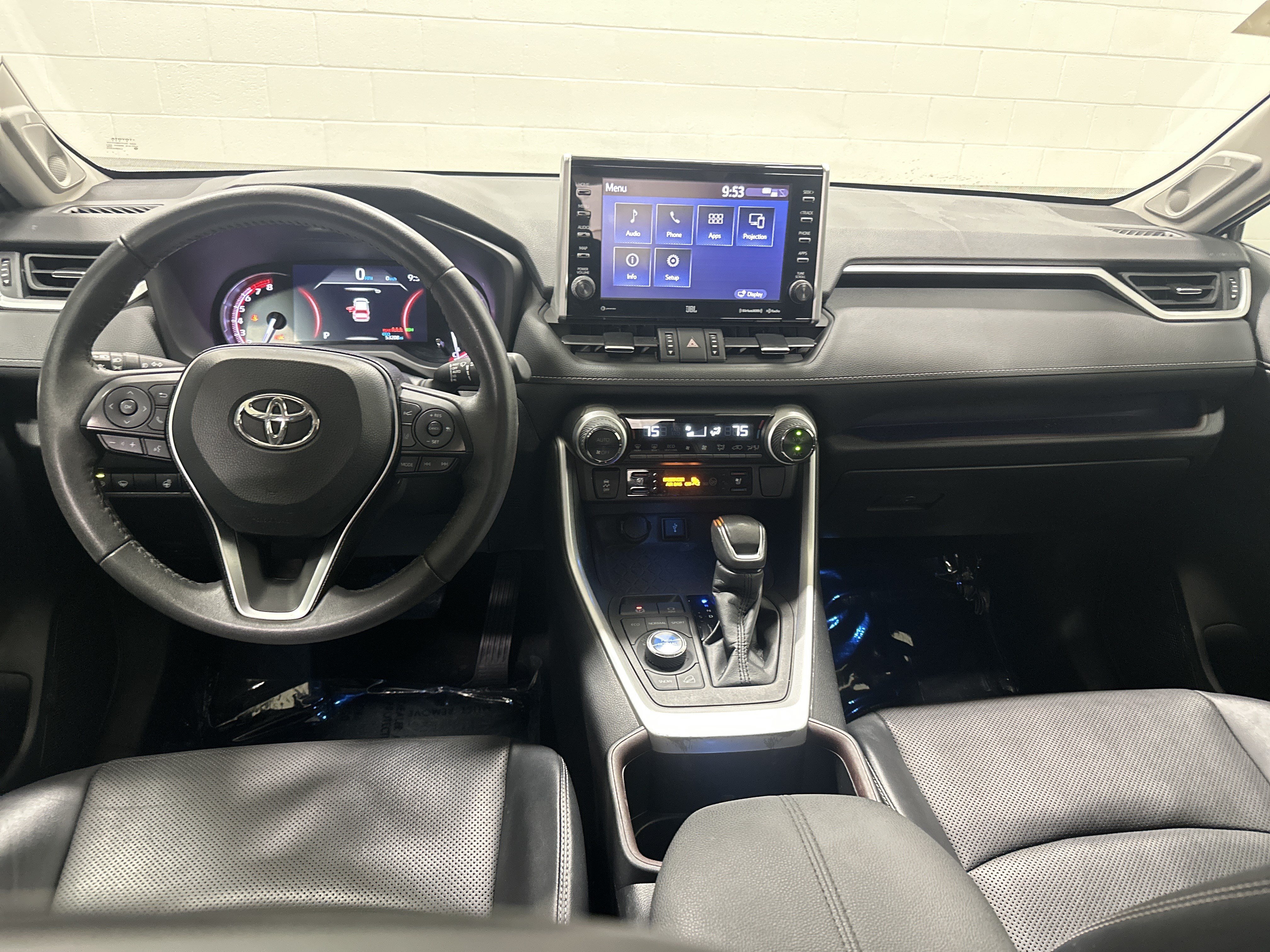 Used 2022 Toyota RAV4 Limited w/ Limited Grade Weather Package AWD/4WD image 29